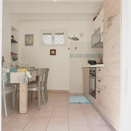 Angelina Homes I Casa Limone I 5 Minuti A Piedi Dal Mare I Giardino I Parcheggio Privato Vallecrosia