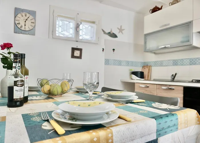 Lejlighed Angelina Homes I Casa Limone I 5 Minuti A Piedi Dal Mare I Giardino I Parcheggio Privato Vallecrosia