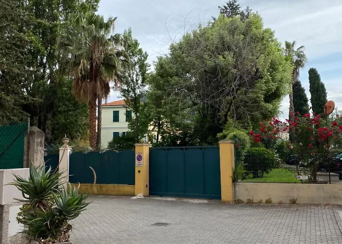 Lejlighed Angelina Homes I Casa Limone I 5 Minuti A Piedi Dal Mare I Giardino I Parcheggio Privato Vallecrosia