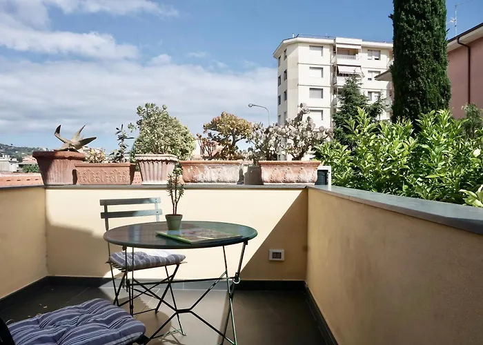 Angelina Homes I Casa Limone I 5 Minuti A Piedi Dal Mare I Giardino I Parcheggio Privato Vallecrosia